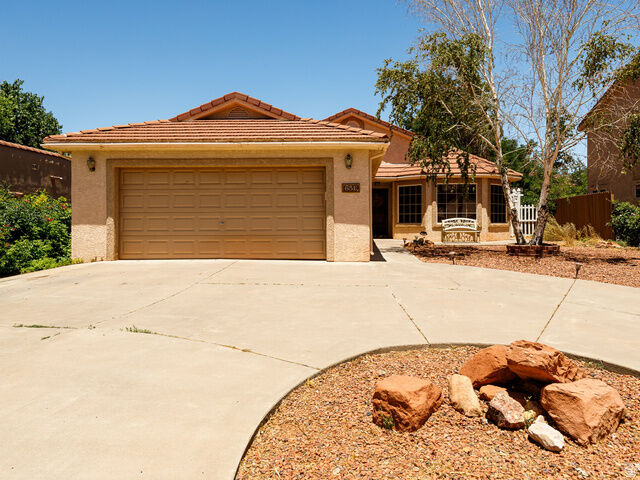 Property Photo:  65 E Red Shadow Cir  UT 84741 
