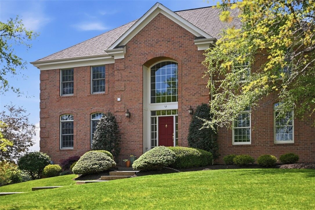 Property Photo:  317 Abbey Brook Ln  PA 15367 