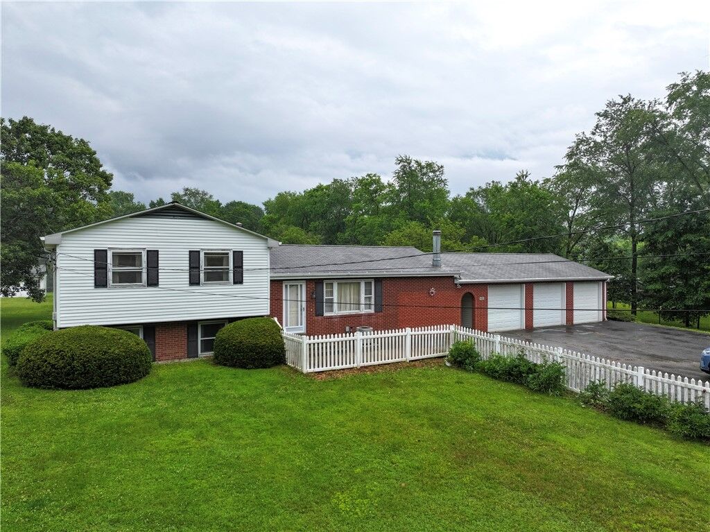 Property Photo: 492 Smiths Ferry Rd PA 15059
