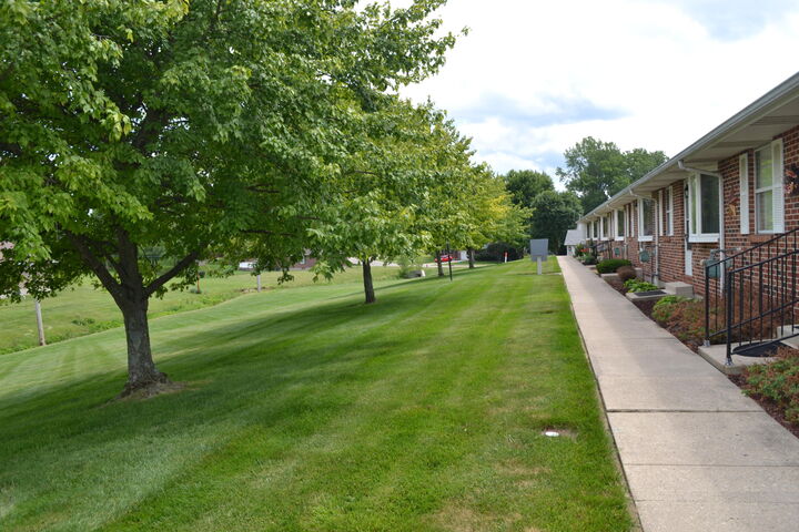 Property Photo:  4430 E Ridgewood Road  OH 45503 