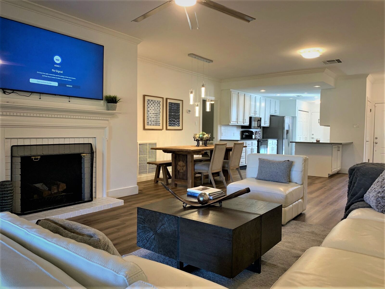 Property Photo: 60 Tournament Way H-42 TX 78738