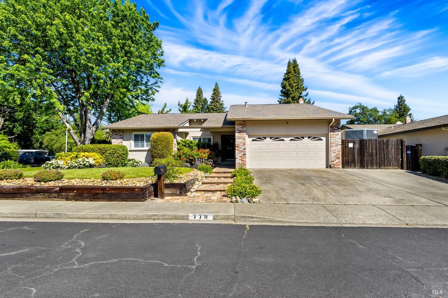 Property Photo:  778 Brookside Drive  CA 95688 