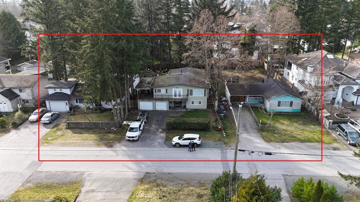 10669 142 Street — photo 1