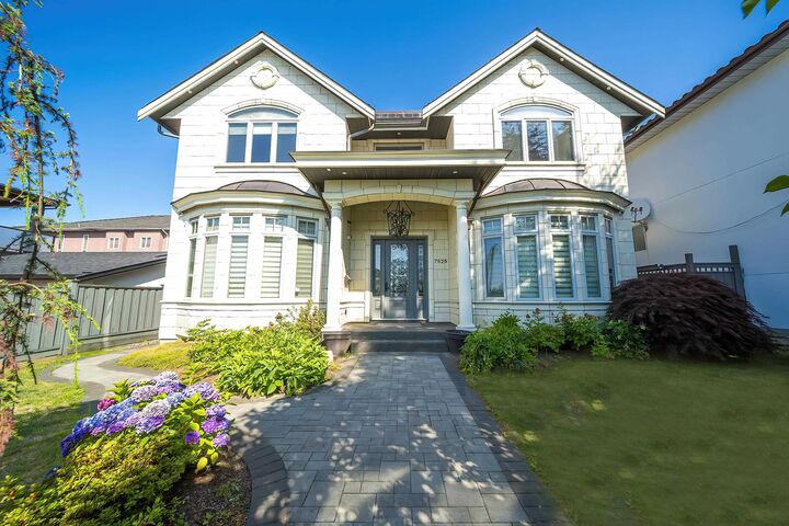 7525 13th Avenue — photo 1