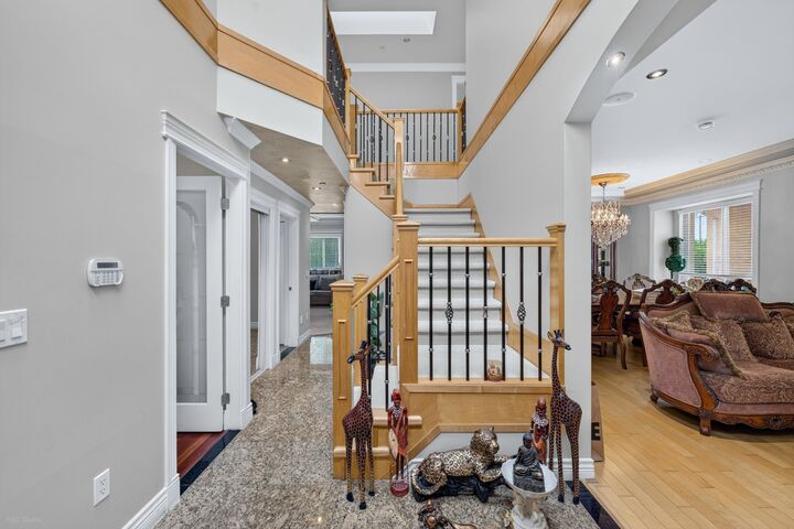 Property Photo: 2420 Scarboro Avenue BC V5P 2L4