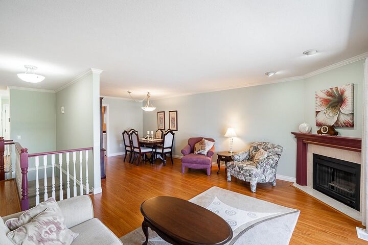 Property Photo:  32615 Murray Avenue 12  BC V2T 4T8 