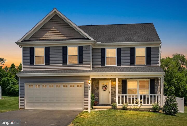 Property Photo:  216 Darlington Court  PA 17560 