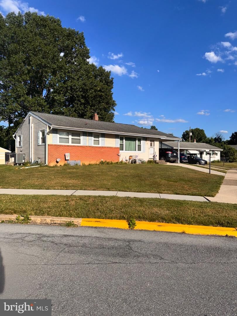 Property Photo:  5 Shirley Drive  PA 17057 