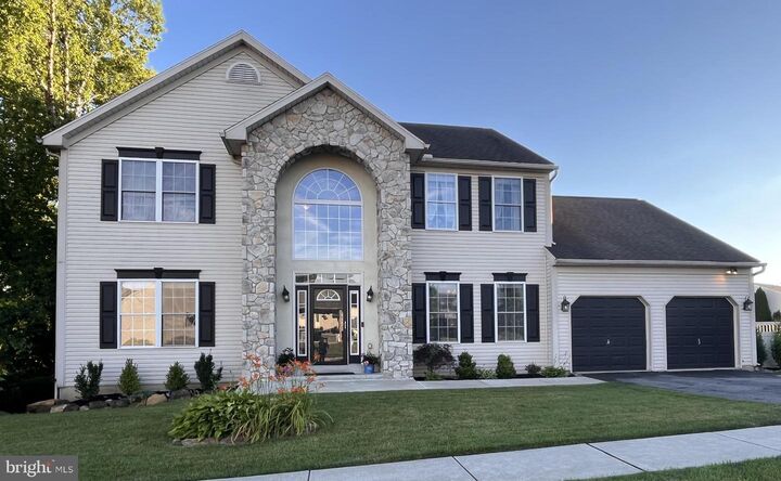 Property Photo:  21 Shelly Drive  PA 19608 