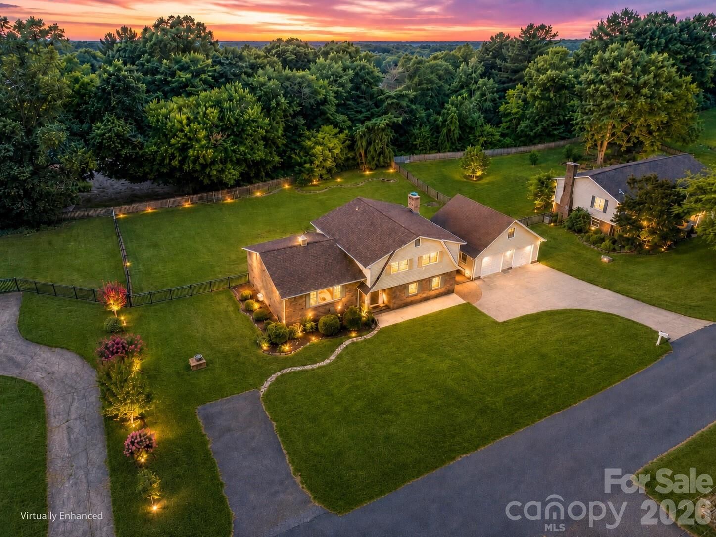 Property Photo:  3252 Hollyhill Circle  NC 28690 