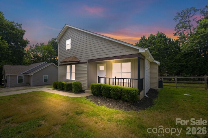Property Photo:  7564 Katherine Drive  NC 28037 