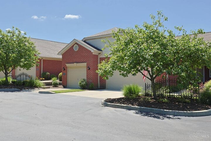 Property Photo: 3939 Olde Savannah Drive OH 45247