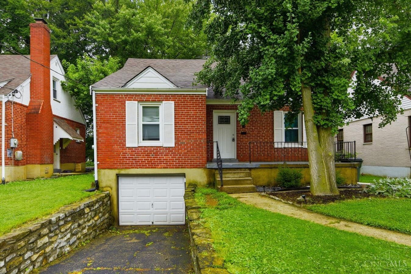 Property Photo:  6924 Gloria Drive  OH 45239 