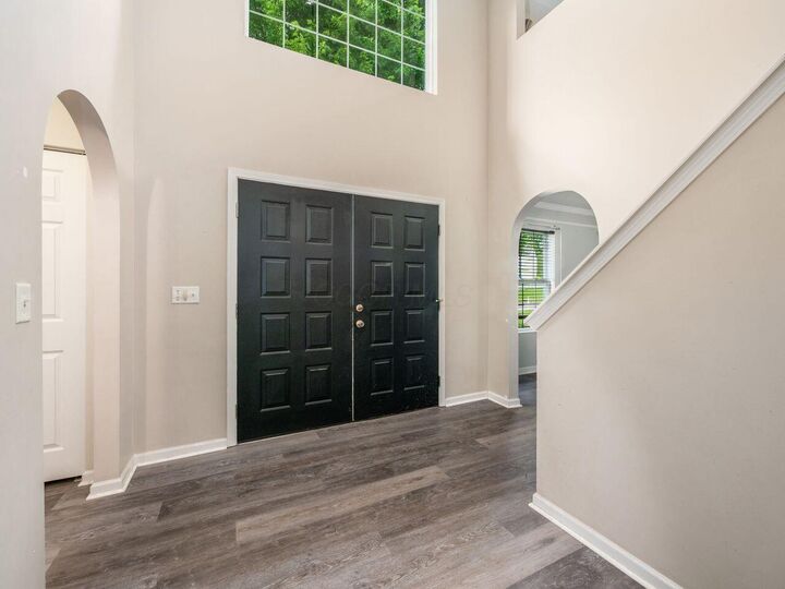 Property Photo:  124 Long Hollow Drive  OH 43062 