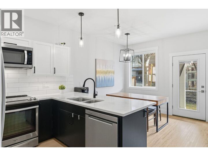 Property Photo: 1999 15 Avenue 6 BC V1T 0C6