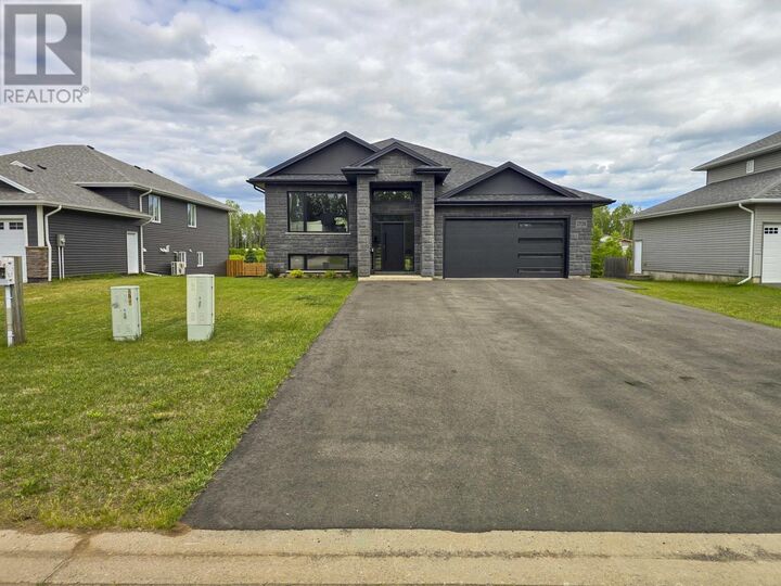 2708 King George'S Park Dr. — photo 1