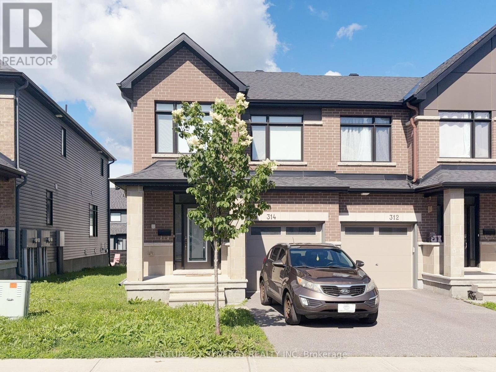 Property Photo:  314 Ibanez Walk  ON K1T 0V8 
