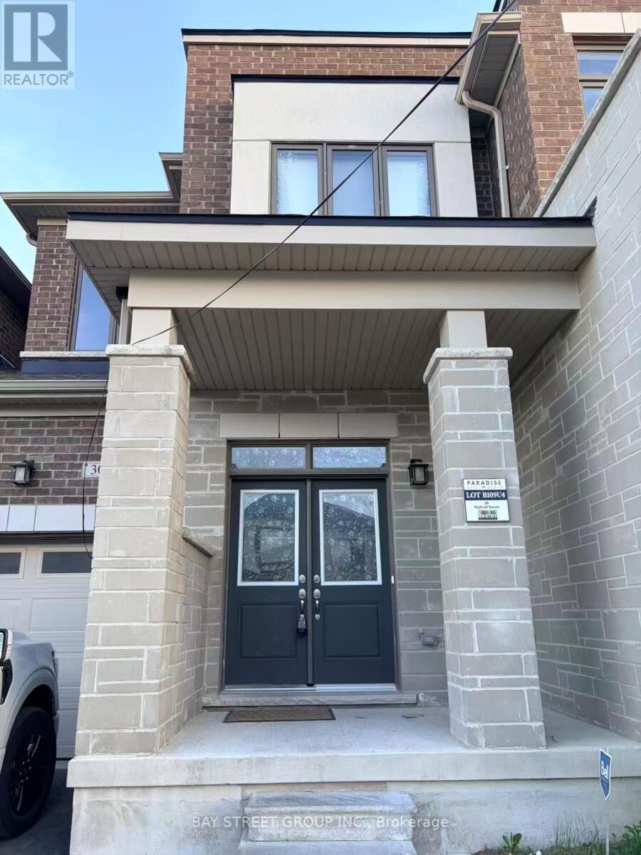 Property Photo:  30 Sigford Street  ON L1P 1Y2 