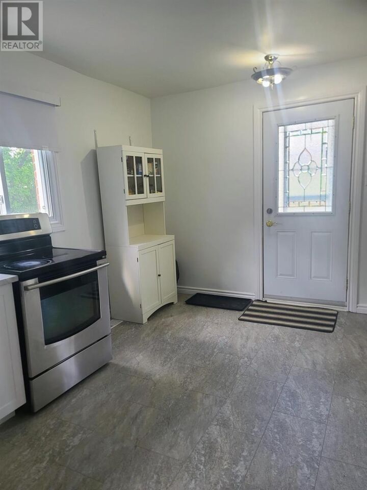 Property Photo: 135 Dieppe Ave ON P5A 1H6