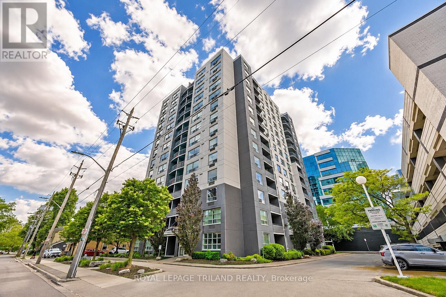 Property Photo:  155 Kent Street 606  ON N6A 5N7 