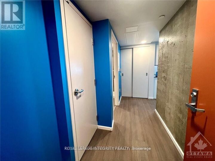 Property Photo:  105 Champagne Avenue 2318  ON K1S 4P3 