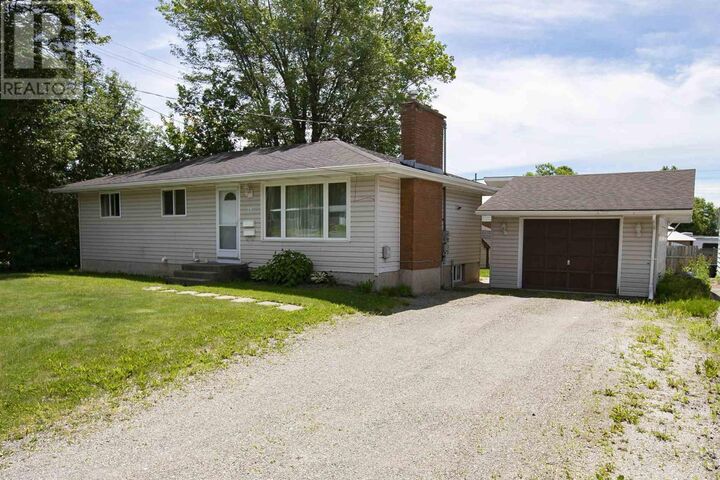 Property Photo:  79 Tilley Rd  ON P6B 3Y7 