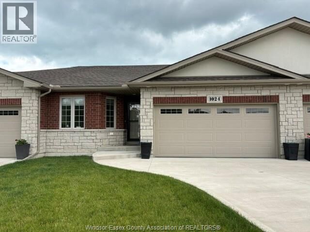 Property Photo:  1024 Copeland  ON N8P 0C3 
