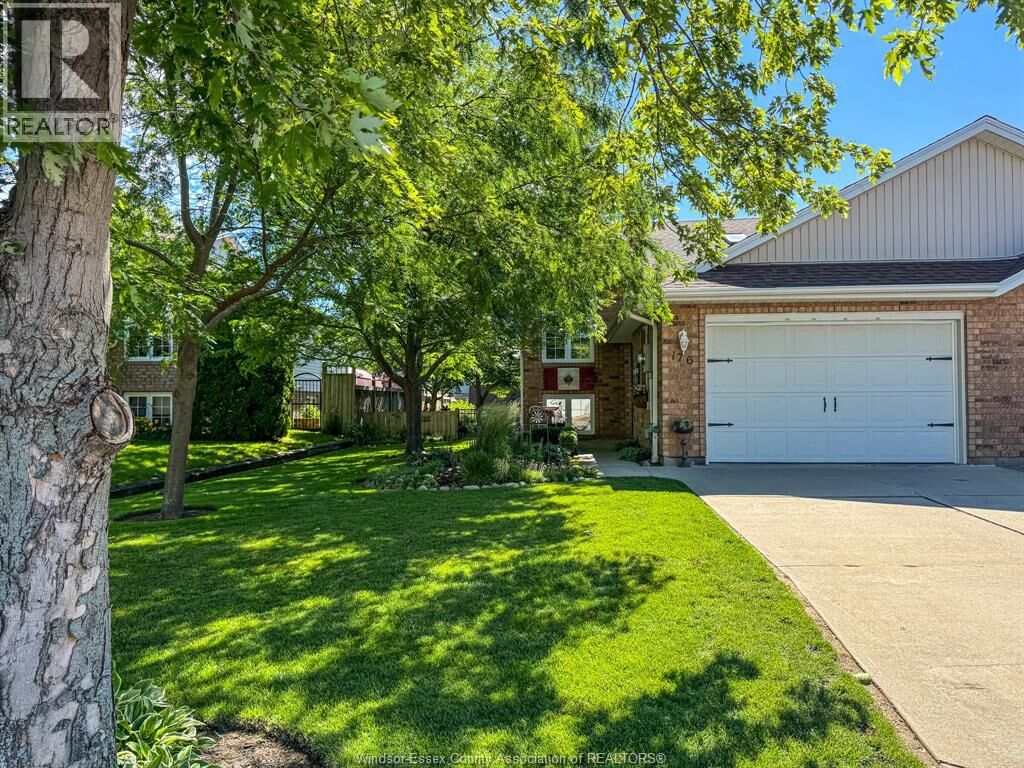 Property Photo:  176 Bennie Ave  ON N8H 5L8 