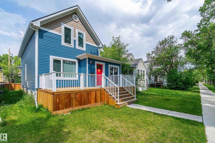 Property Photo:  10934 80 Avenue NW  AB T6G 0R1 