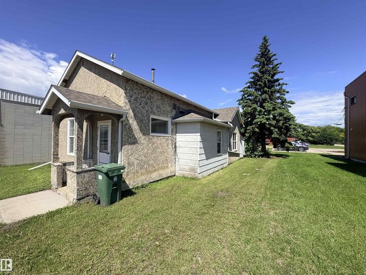 Property Photo:  5103 50 Avenue  AB T9N 2G9 