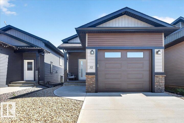 Property Photo:  10 Whitetail Cove  AB T0B 3H0 