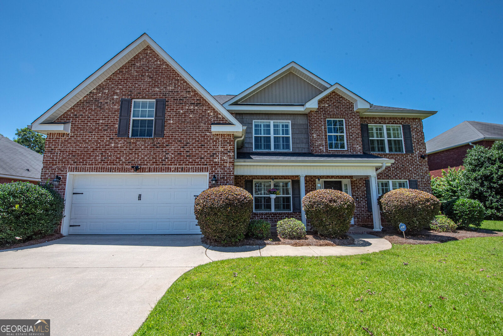 Property Photo: 202 Northumberland Way GA 31088