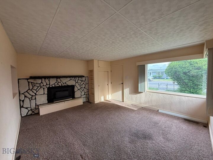 Property Photo:  2211 George Street  MT 59701 