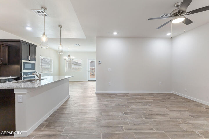 Property Photo:  5677 Las Ramblas Avenue  TX 79934 
