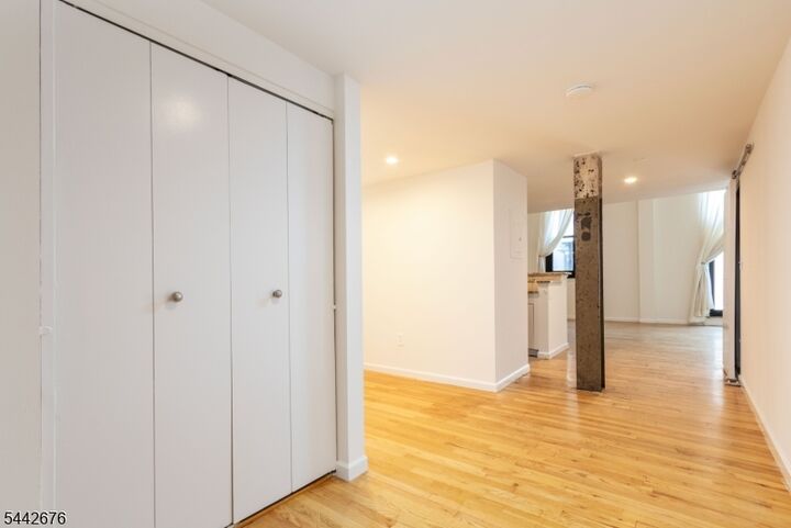 Property Photo:  518 Gregory Ave 203  NJ 07086 