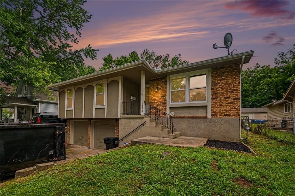 Property Photo:  1322 S Hocker Avenue  MO 64055 