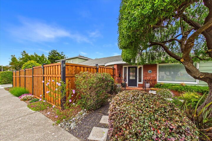 Property Photo: 1938 H Street CA 95501