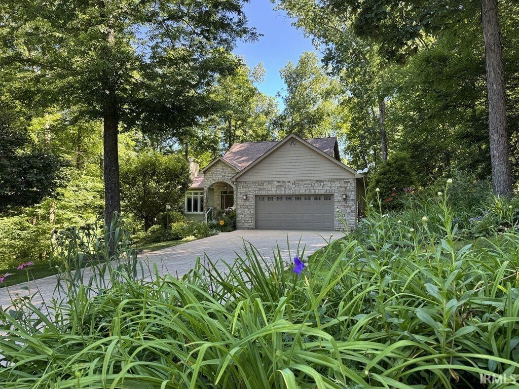 Property Photo:  4618 N Chatham Drive  IN 47404 