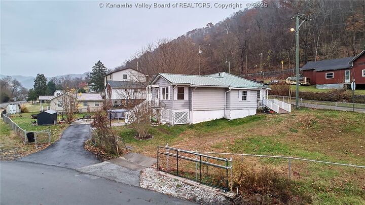 Property Photo:  16298 Deepwater Mountain Road  WV 25057 