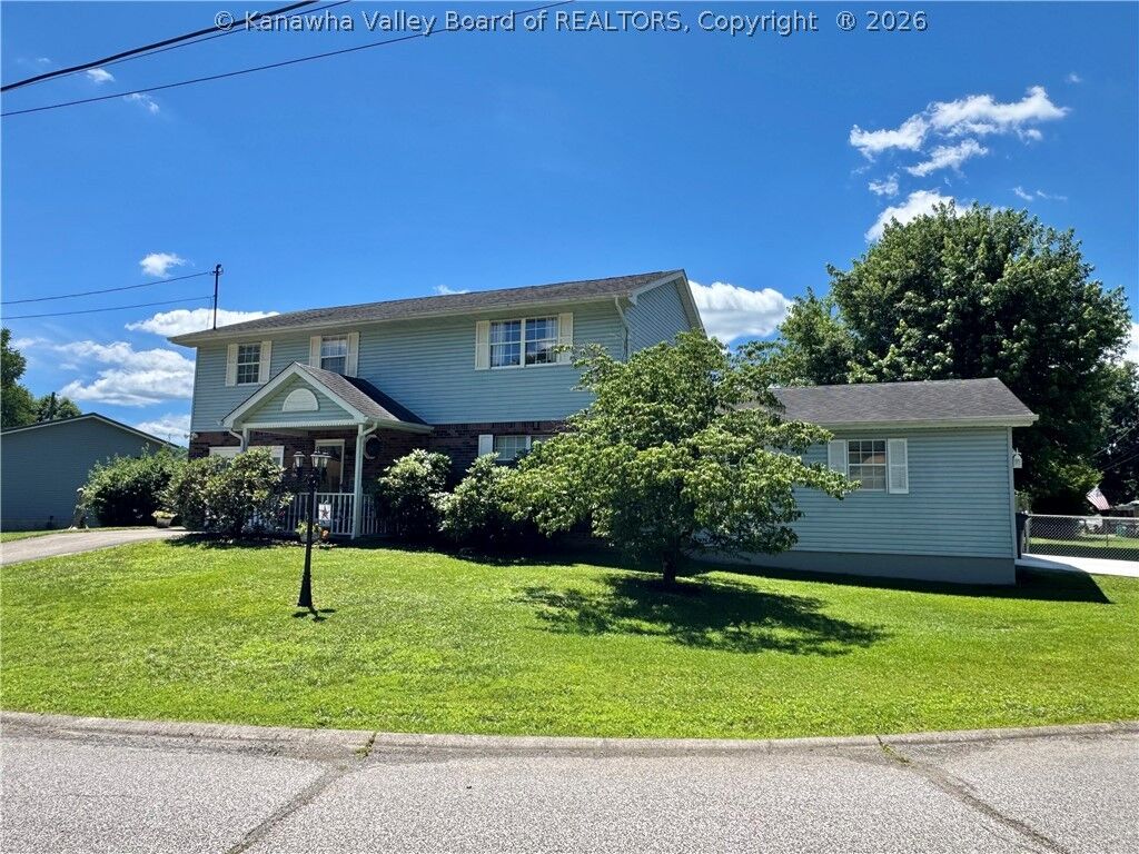 Property Photo:  121 Allen Court  WV 25202 