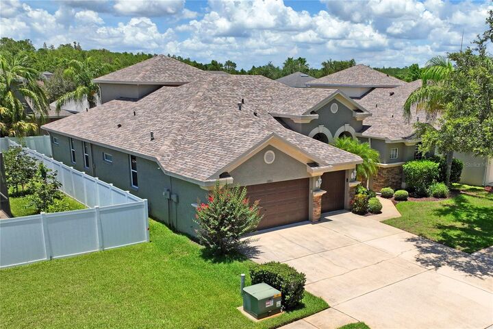 Property Photo:  12801 Stanwyck Circle  FL 33626 