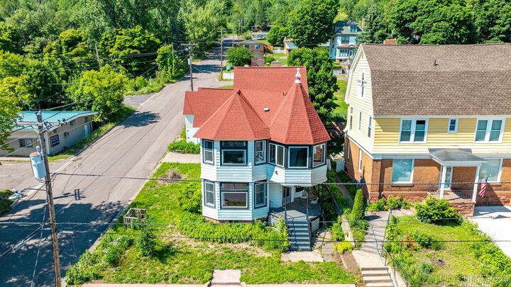 Property Photo:  202 Harris Avenue  MI 49930 