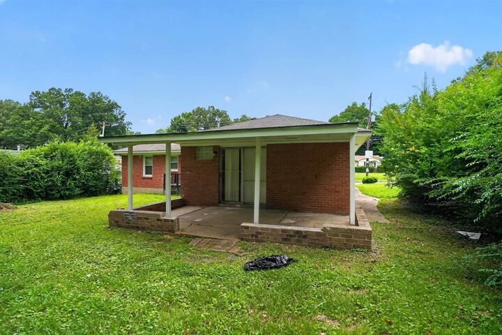 Property Photo:  2003 Burnham Ave  TN 38127 