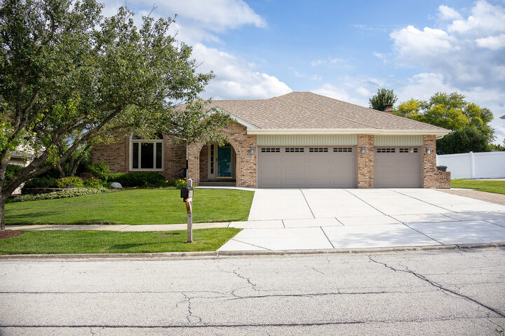 Property Photo: 17245 Grange Drive IL 60467