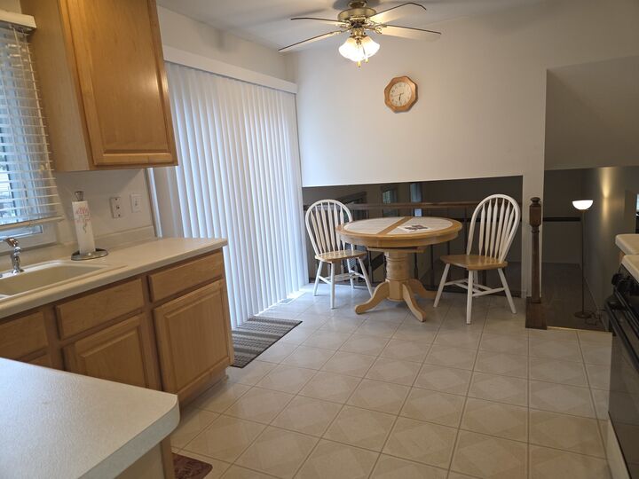 Property Photo:  212 N Walnut Lane N  IL 60194 