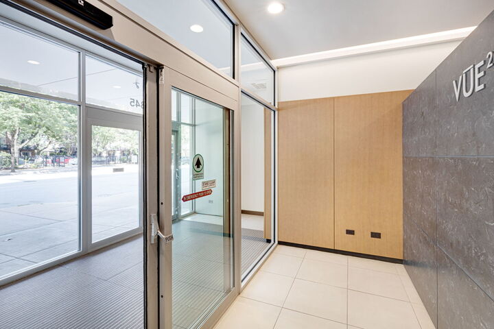 Property Photo:  1845 S Michigan Avenue 806  IL 60616 