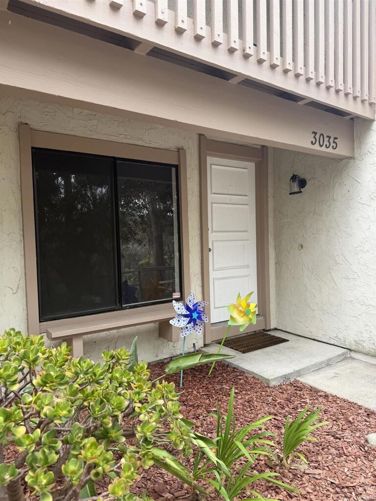 Property Photo:  3035 Via Amador  CA 92010 