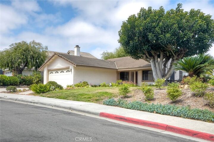 Property Photo: 7905 Calle Posada CA 92009
