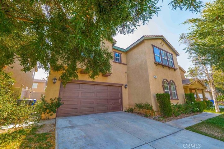 Property Photo:  1109 N Yucca Ave  CA 92376 