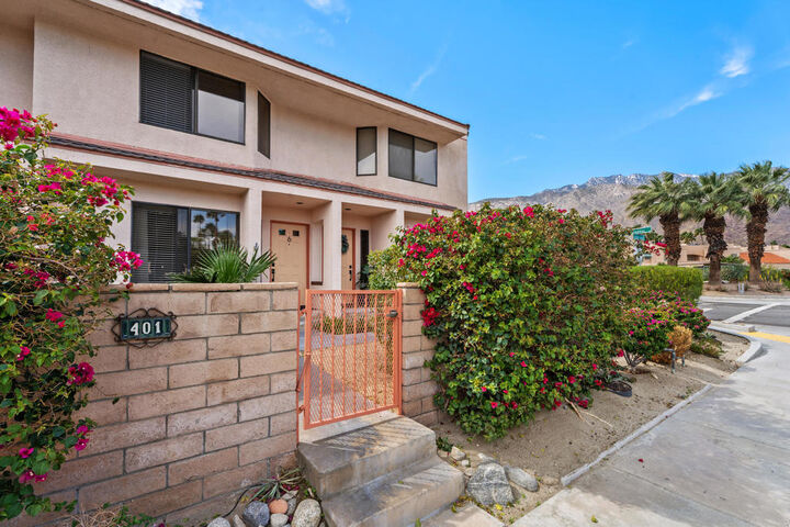 Property Photo: 401 E Vista Chino 6 CA 92262